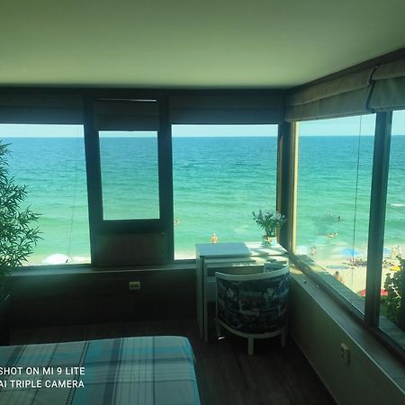 Hemingway Rooms In Happy Beach 바르나 외부 사진