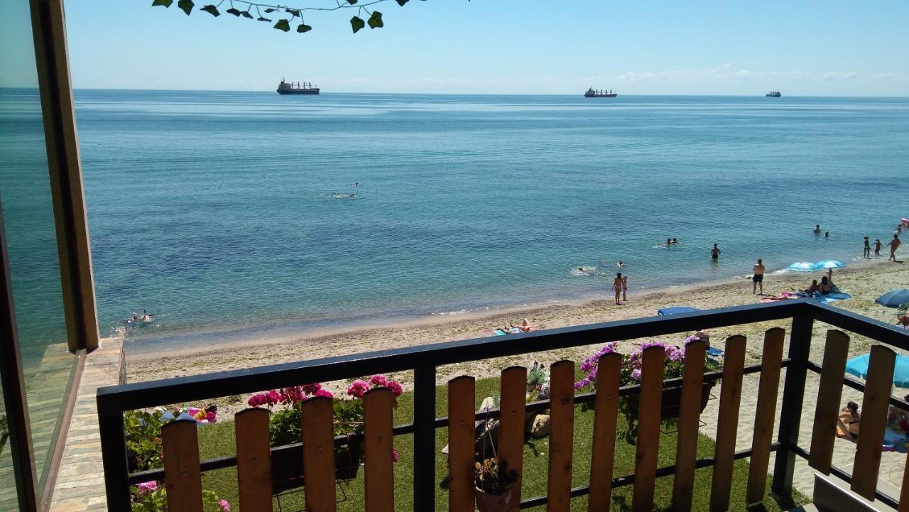 Hemingway Rooms In Happy Beach 바르나 외부 사진