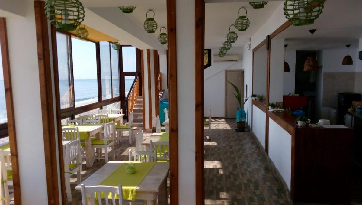 Hemingway Rooms In Happy Beach 바르나 외부 사진