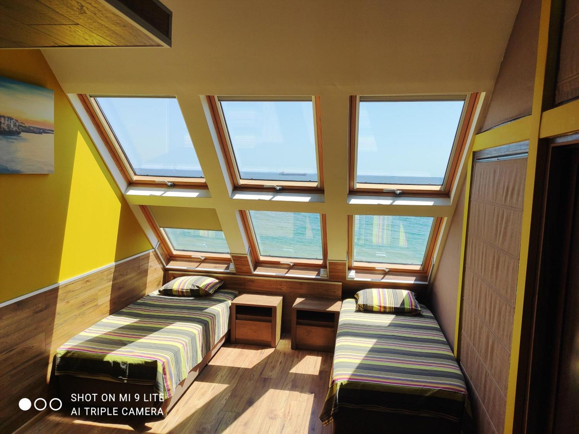 Hemingway Rooms In Happy Beach 바르나 외부 사진