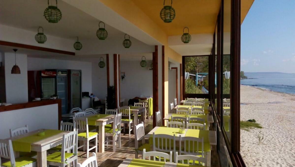 Hemingway Rooms In Happy Beach 바르나 외부 사진